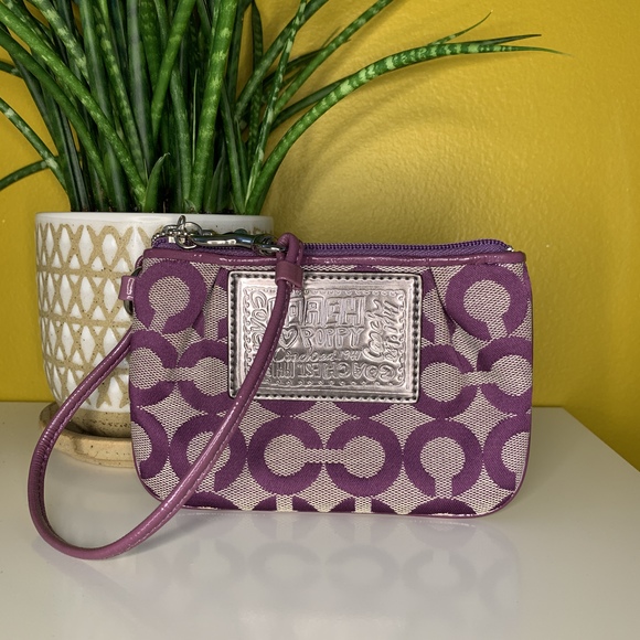 PURPLE COACH WRISTLET - Picture 1 of 9